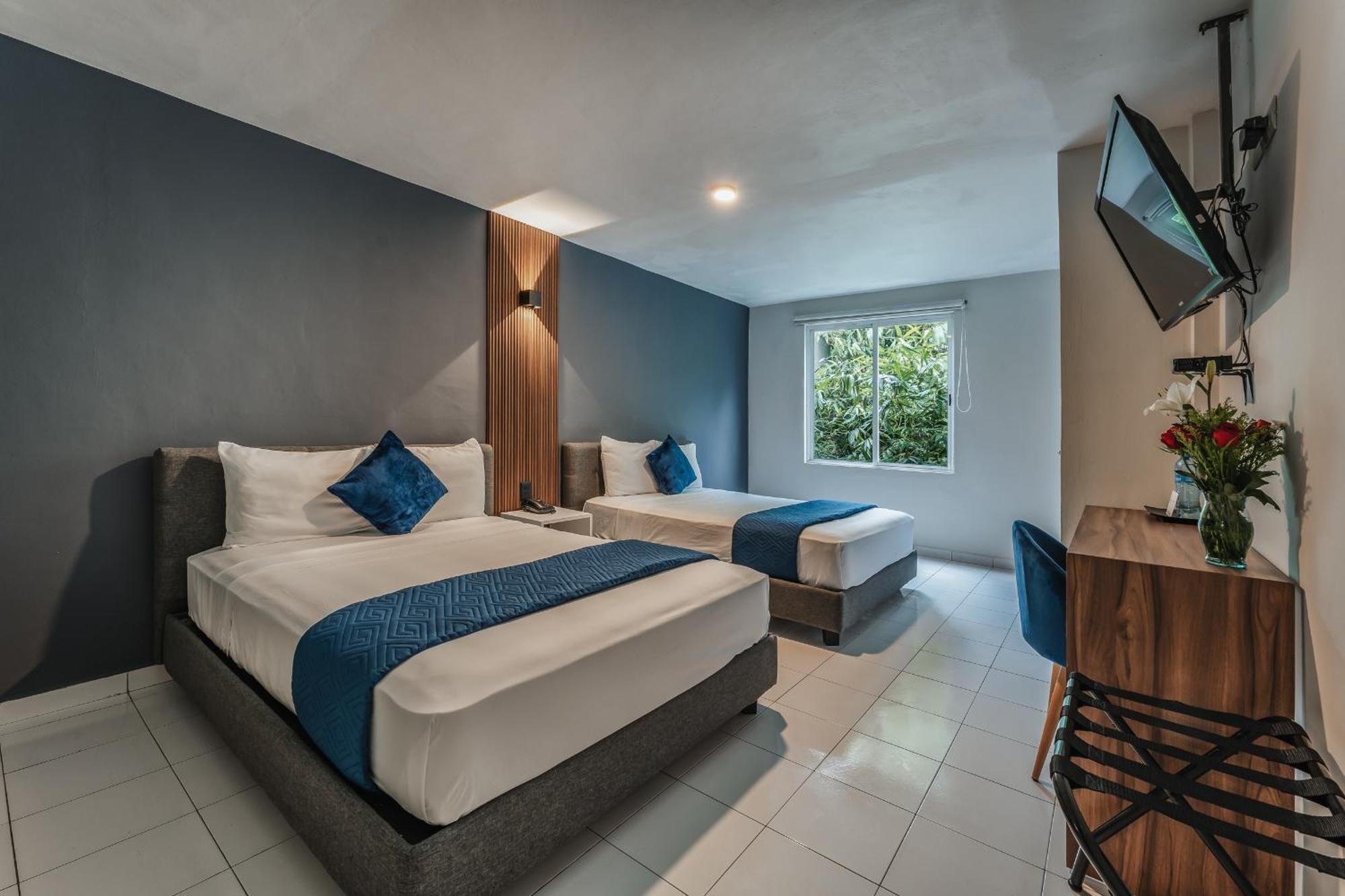 Hotel Casa Nova, Mérida Buitenkant foto