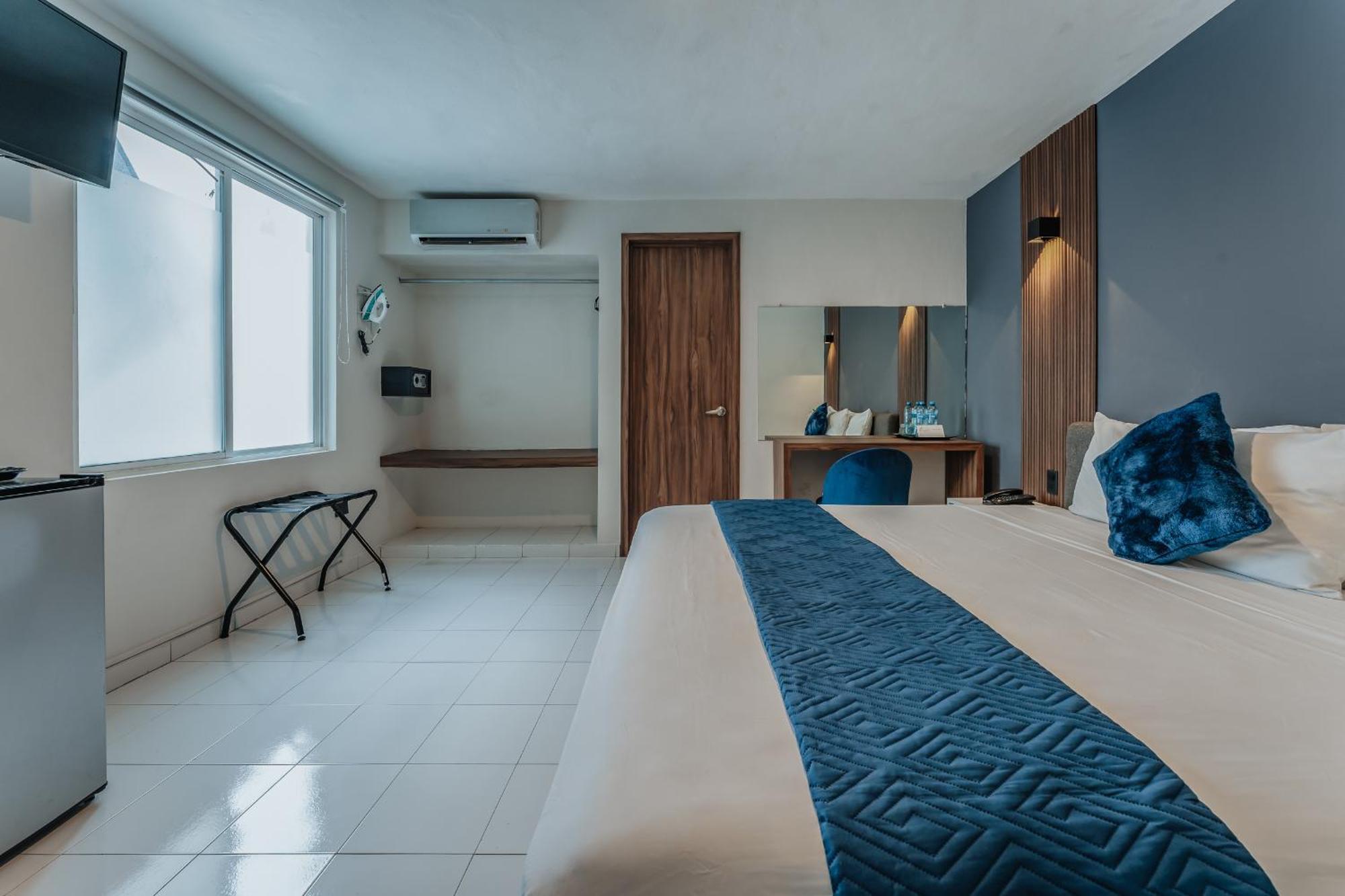 Hotel Casa Nova, Mérida Buitenkant foto